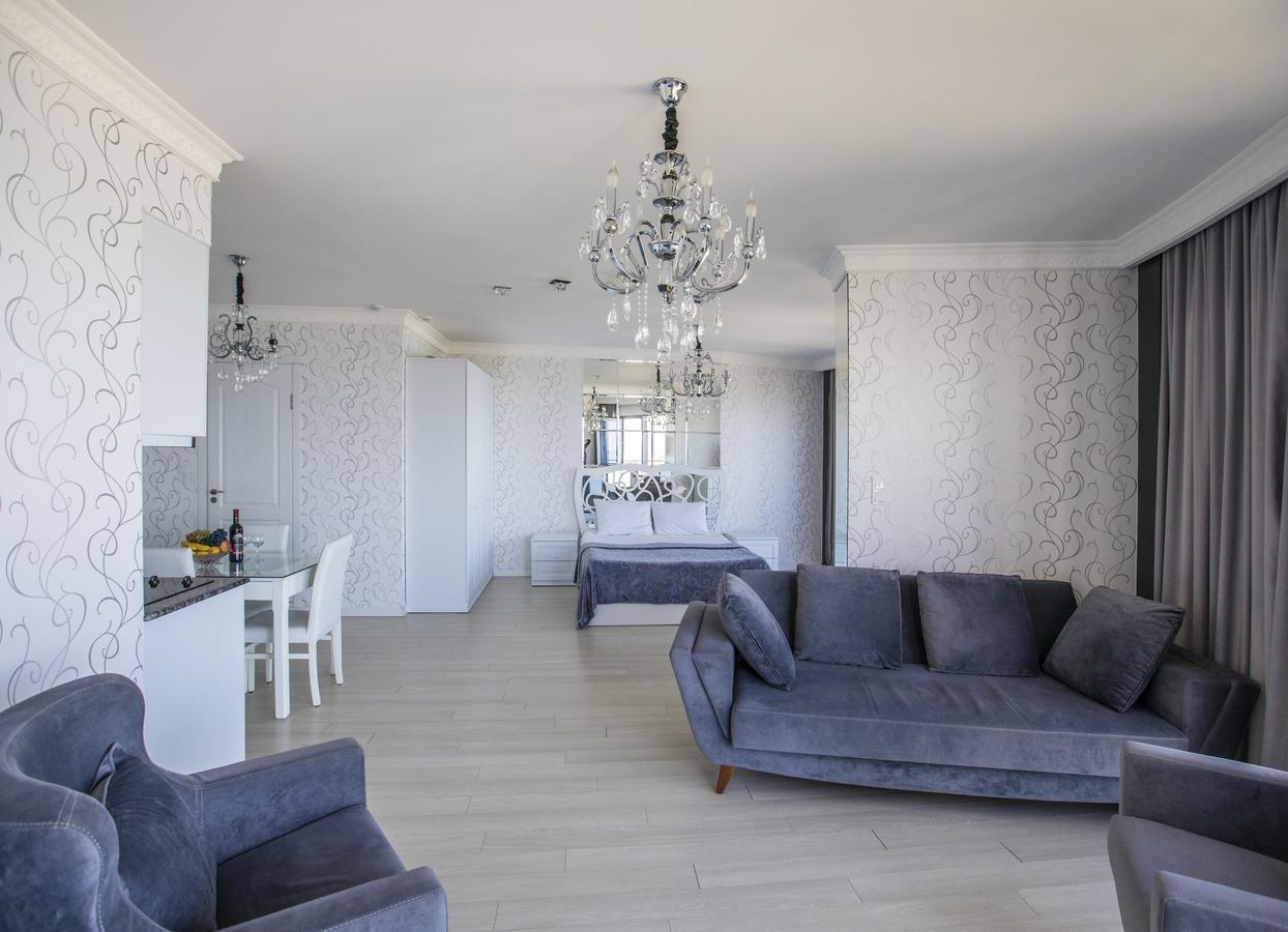 Tina'S Apartments With Panoramic Sea View Батуми Экстерьер фото