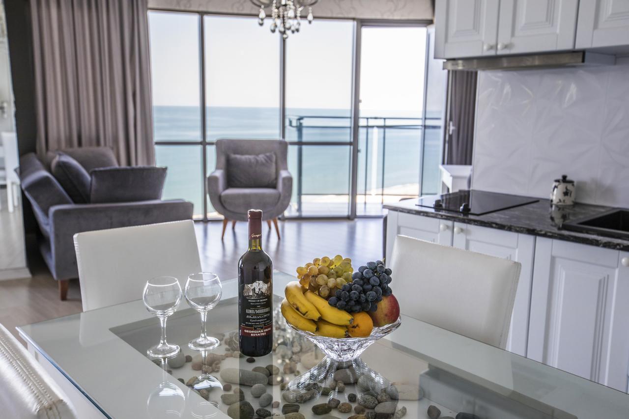 Tina'S Apartments With Panoramic Sea View Батуми Экстерьер фото