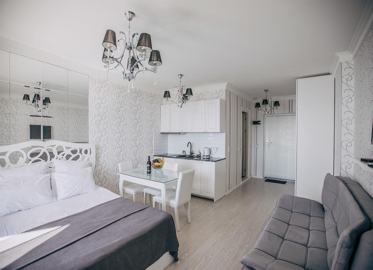 Tina'S Apartments With Panoramic Sea View Батуми Экстерьер фото