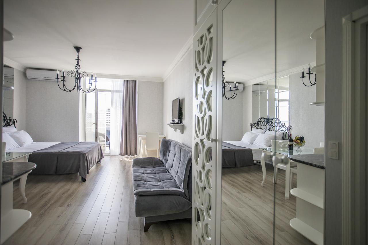 Tina'S Apartments With Panoramic Sea View Батуми Номер фото
